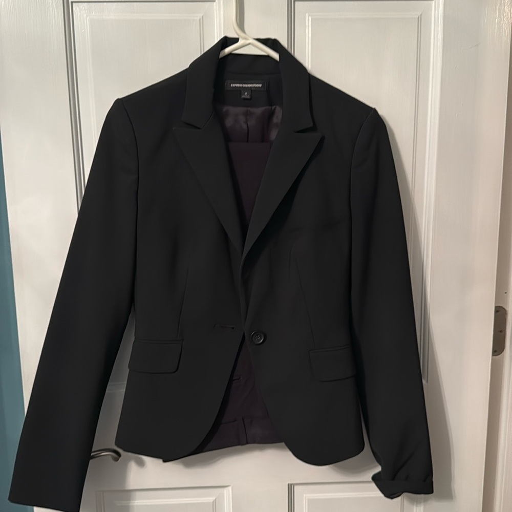 Express Studios pant suit